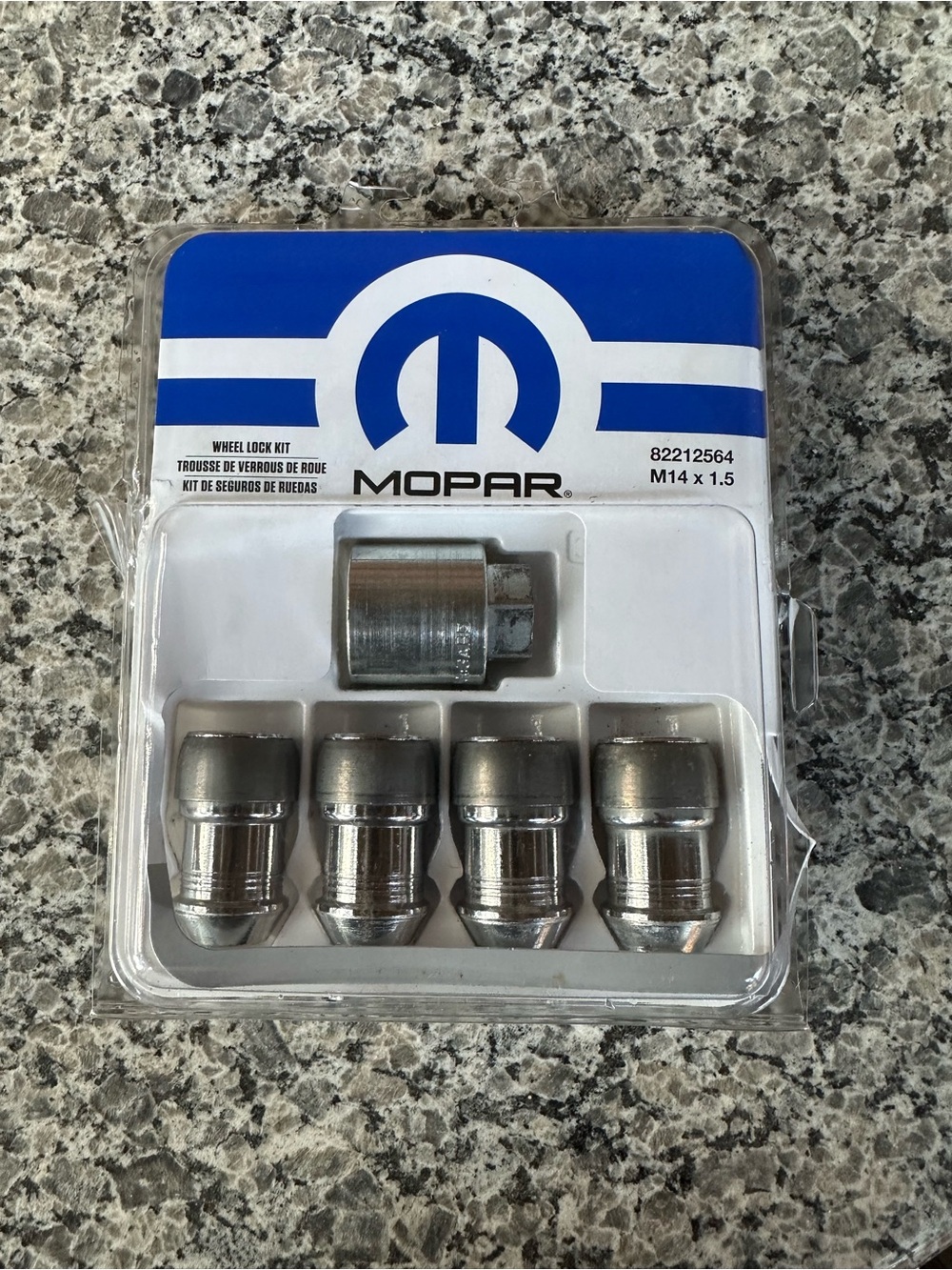 OEM Mopar Wheel Lock Kit Set M14 × 1.5 Chrysler Dodge
Jeep Ram 82212564
Genuine